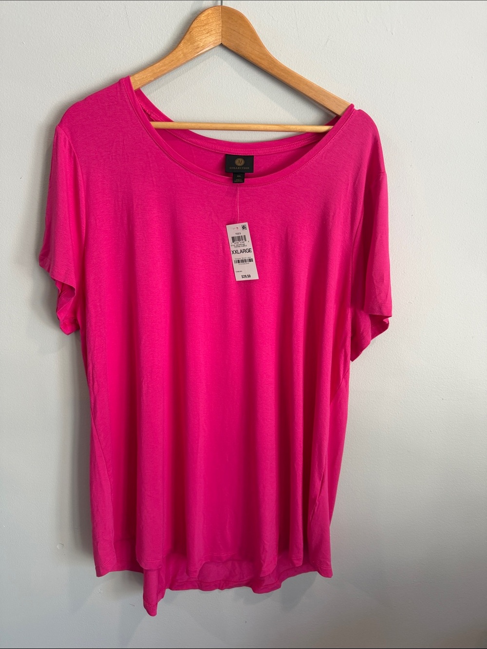 JM Collection Scoop Neck Short Sleeve Top in Hot Pink